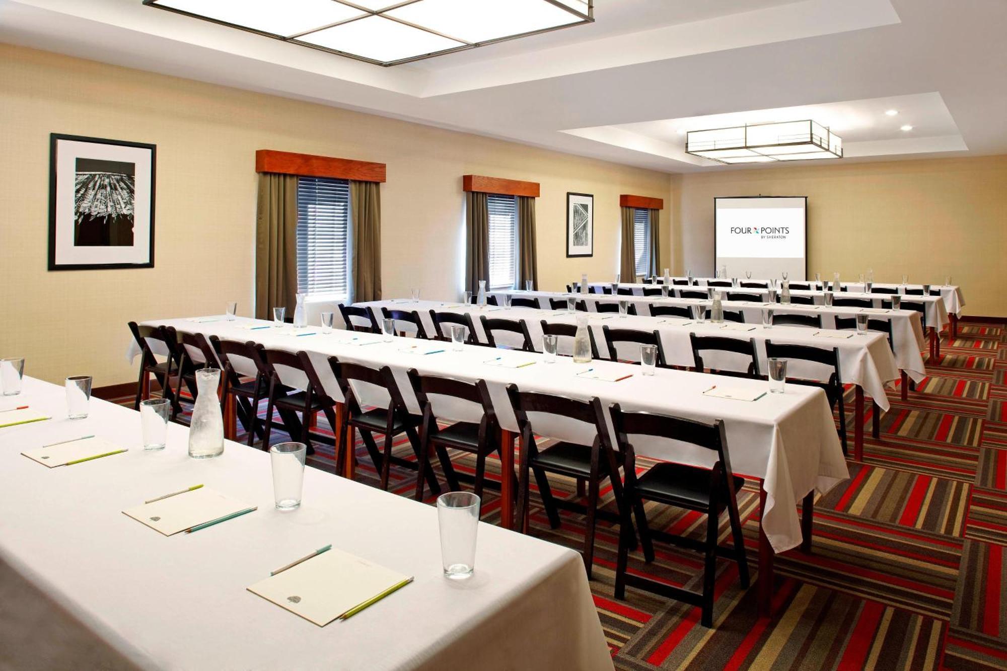 Four Points By Sheraton Houston Hobby Airport Exteriér fotografie